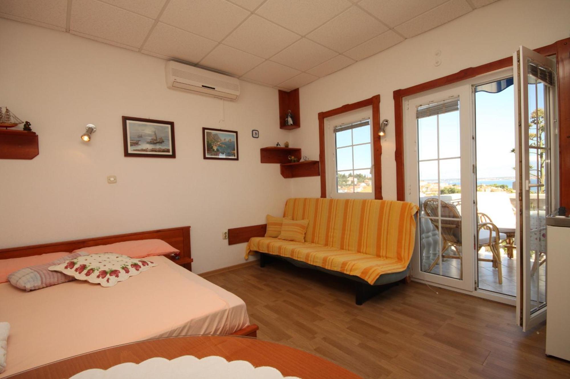 Apartments With A Parking Space Preko, Ugljan - 8224 ห้อง รูปภาพ